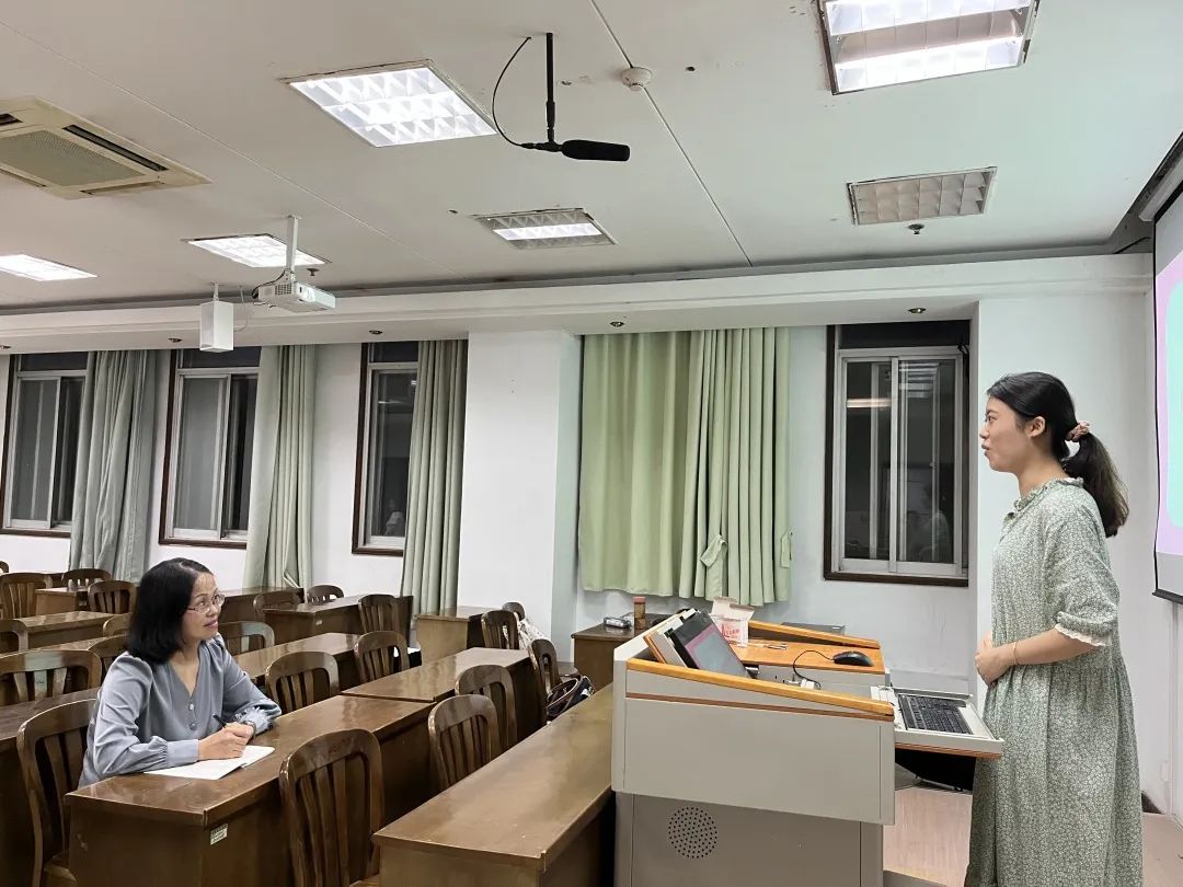 教师指导4.jpg 图片