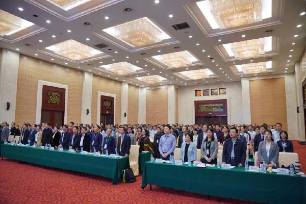 首届长三角名校长发展大会举行：探讨区域基础教育改革的经验与智慧