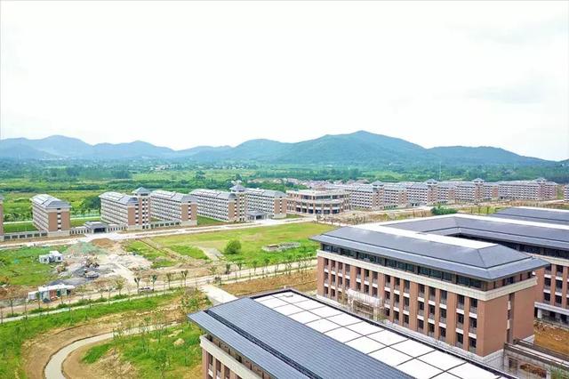 再过一个月,江苏第二师范学院新校区,即将惊艳全国
